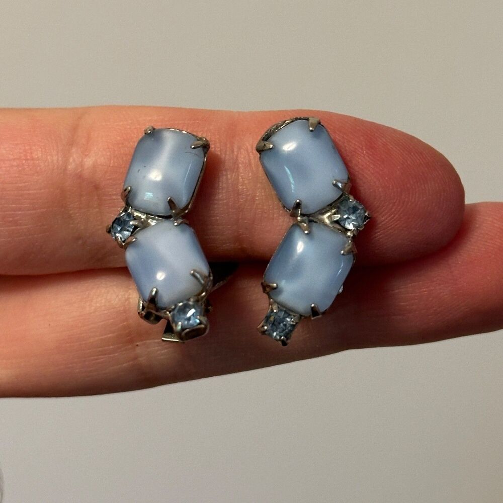 Vtg Silver Tone Blue Moonstone Clip On Earrings Estate Jewelry Costume Statement
